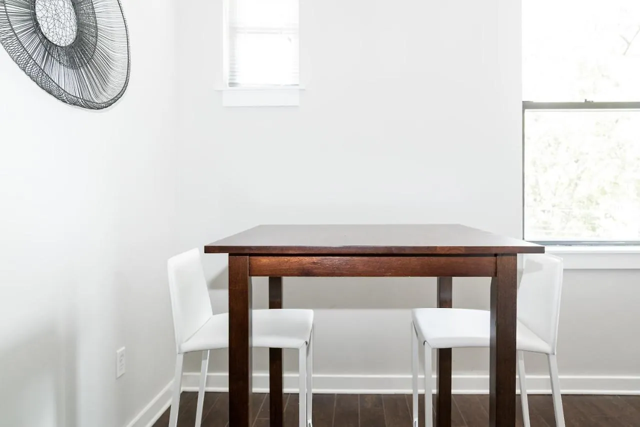 Appartement Cozysuites Musicrow Astonishing Studio With Free Parking 07 Nashville