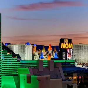 Mgm Signature-16-702 1br 2ba Balcony Holiday home Las Vegas